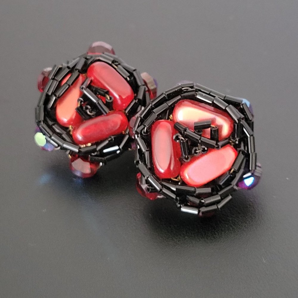 Vendome Black and Red Beaded Glass Clip On Earrings AB Beads Vintage 1950s